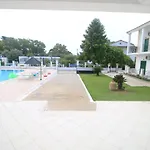 Utopia Lägenhetshotell 3*