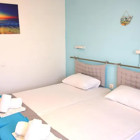 Utopia Aparthotel 3*