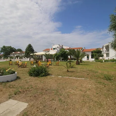 Utopia 3*